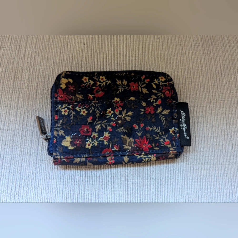 Eddie Bauer Zip Wallet and Coin Purse